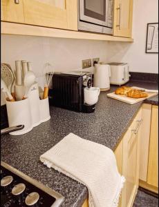 Spacious Apartment- The Shard- Central Location