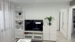 A 300 m de la playa, se alquila por quincenas VUT4298AS