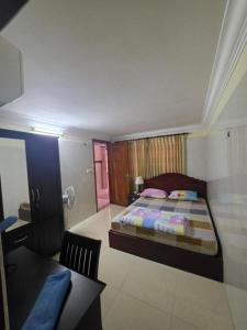 Toul Sleng Apartment with 3 rooms