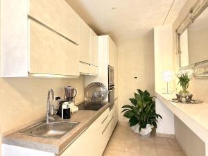 Charming Tuscan Home - Near Pisa, Volterra and Wine Tours