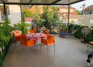 Private Room & Terrace