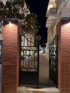 Tinion Hotel