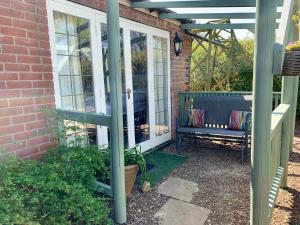 Peaceful Norfolk Broads 1 Bedroom 2 bath annexe