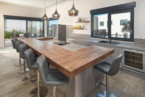 Luxury villa Natali with pool, terrace and sea view