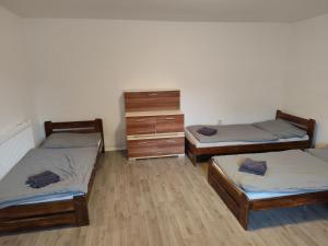 Family House Renovated, 3x Parking, Most pri BA