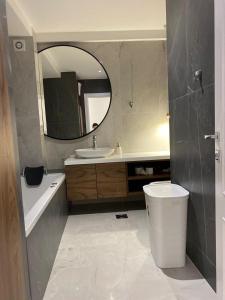 Walnut & Sage Residence