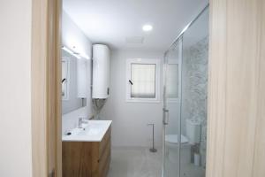 Casas Blancas Beach Home by Parc Mont-roig