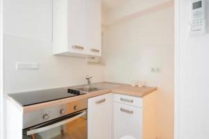 Little room with outdor patio