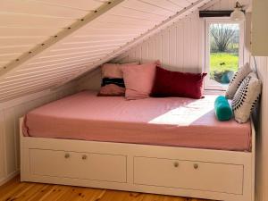 Summer House With Authentic Charm On Enø