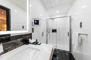 Montcalm Royal London House, London City