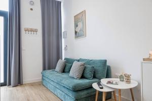 Modern Loft near Roig Arena