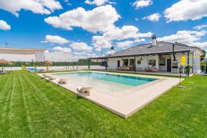 Cubos Villa Horizonte & Heated Pool