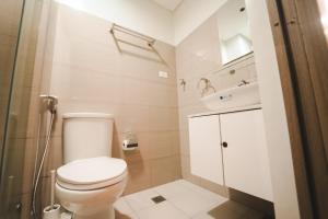 Stay near Mall of Asia, MOA Arena, SMX PICC & NAIA - Grace Suite