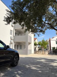 Apartments Dobrenić