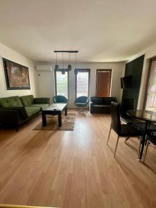 PSB Apartment in Esmeralda