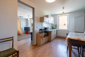 Staromiejska Standard Apartments by BookingHost