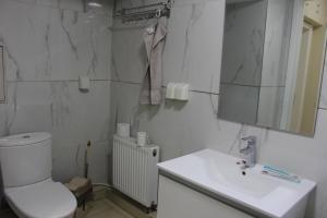 City center located 2 bedroom entire apartment8