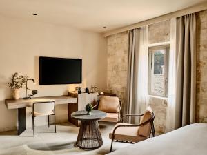 Mangias Costa Ragusa Borgo - New Opening