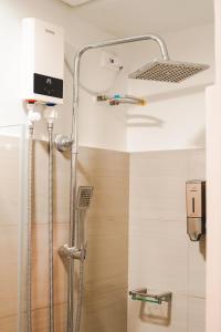 Stay near Mall of Asia, MOA Arena, SMX PICC & NAIA - Bethany Suite
