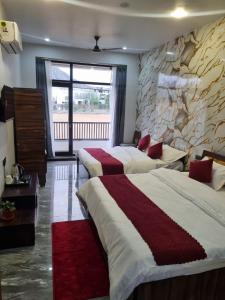 Hotel Pushkar Pulse