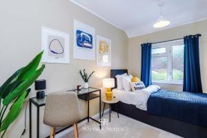 Stylish 4-Bedroom Home - Sleeps 7 - Near HCC & Parking