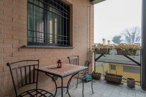 Xenia Milano - 2 rooms apt in Via Ampola 5