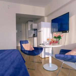 Panoramic Sea & City View Studio in Orbi City