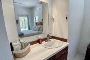 Escape Away BelizeInclusive