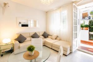 Le Blanc Apart