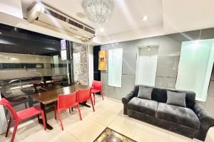 P ratunam Residence Hotel