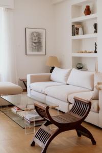 Bright & Luxurious 3BR Suite Near Metro By Museum