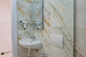 Solmar Apartments 1