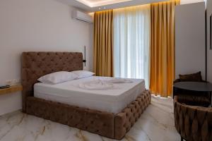 Solmar Apartments 1