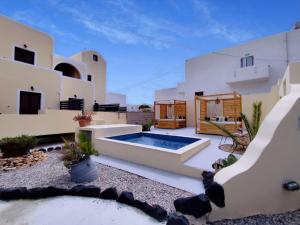 Marinas Studios