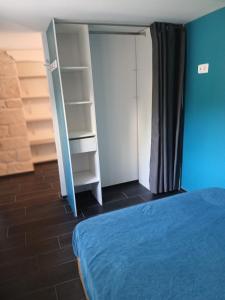 rez-de villa moderne avec piscine privee