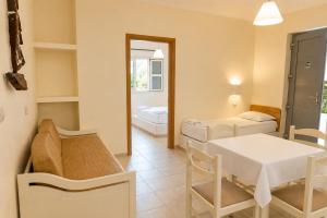 Filoxenia Apartments