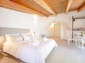 Palazzo della Torre 201– Modern Historic Apartment
