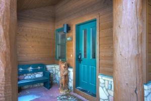 Starfire 1972 by SummitCove Lodging in Colorado