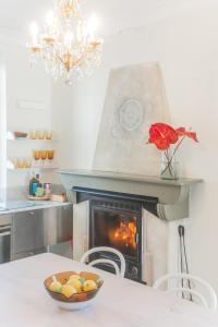 Boutique apartment with Como lake views near Villa Balbianello