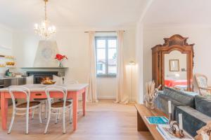 Boutique apartment with Como lake views near Villa Balbianello