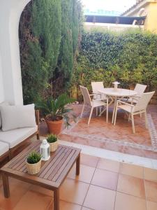 Encantador Triplex en Denia con Jardin