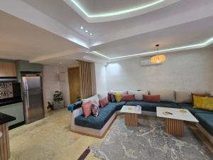 Majorelle Garden Apartment City Center With Pool