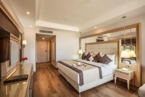 Double Room with Garden View room in Korumar Ephesus Beach & Spa Resort - Ultra All Inclusive