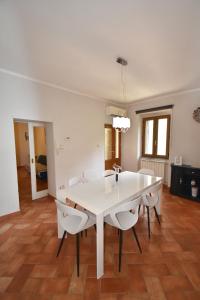CASA PINETA - Giardino, aria condizionata e biciclette
