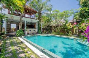 The Laras Villa