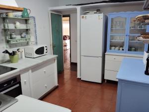 Chalet con encanto, con piscina y cerca de playa