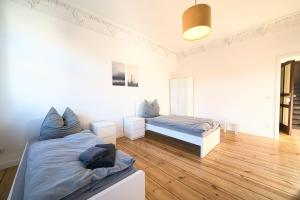 Apt Silver - 4 Einzelbetten Vollausstattung modern neu saniert zentral