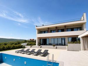 Luxury Villa #1