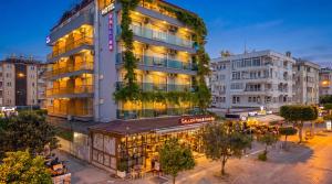 Gallion Hotel