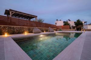 Villa Sunrise by the Sea